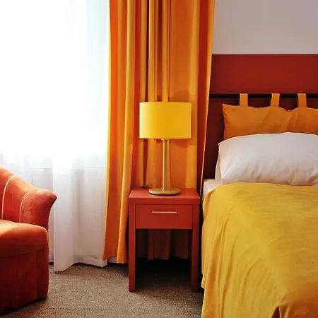 Dom Zdrojowy Amber בית הארחה